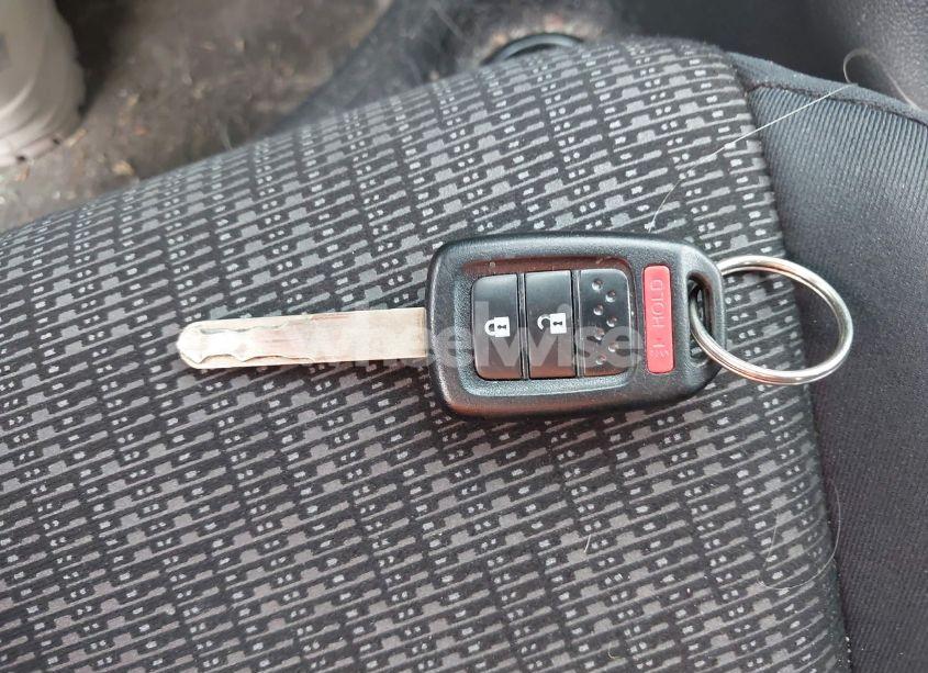 Photo 11 of 2016 Honda Fit LX (VIN JHMGK5H54GX023173)