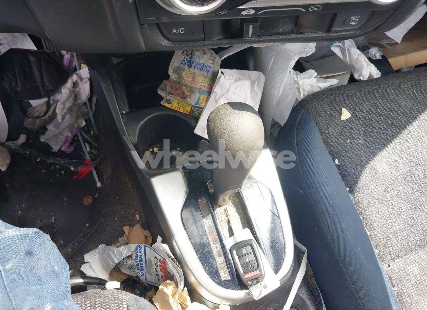 Photo 11 of 2016 Honda Fit LX (VIN JHMGK5H54GX038756)