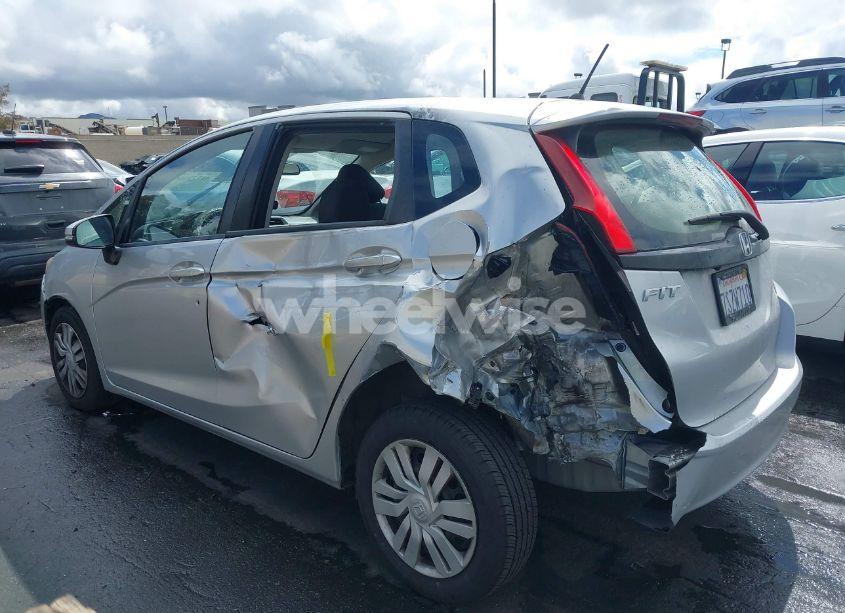 Photo 15 of 2016 Honda Fit LX (VIN JHMGK5H54GX038756)