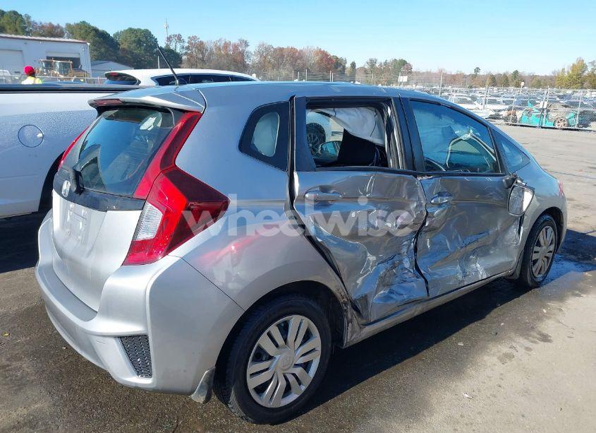 Photo 6 of 2017 Honda Fit LX (VIN JHMGK5H54HS013984)