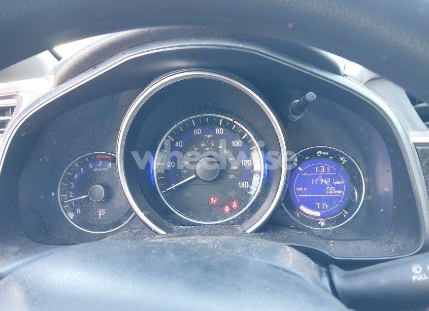 Photo 7 of 2017 Honda Fit LX (VIN JHMGK5H54HS013984)