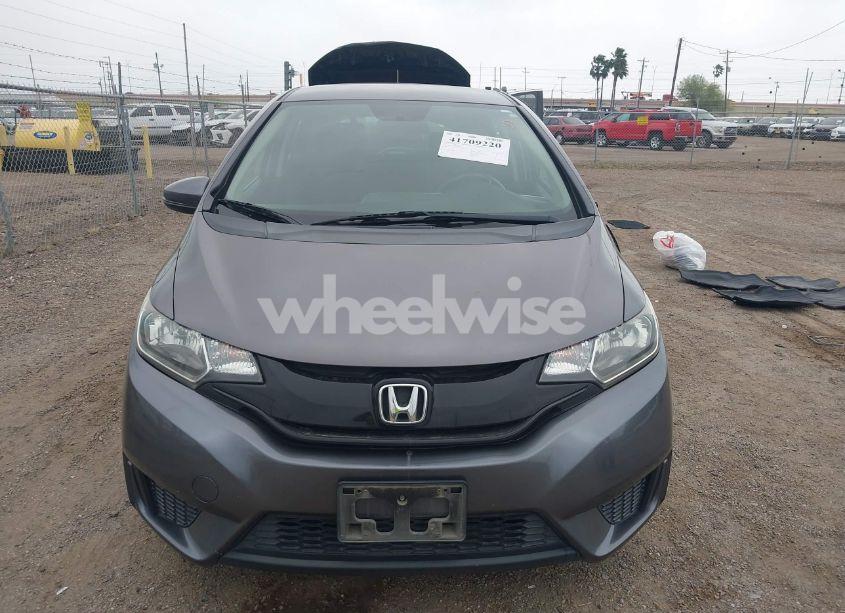 Photo 12 of 2017 Honda Fit LX (VIN JHMGK5H54HS019316)