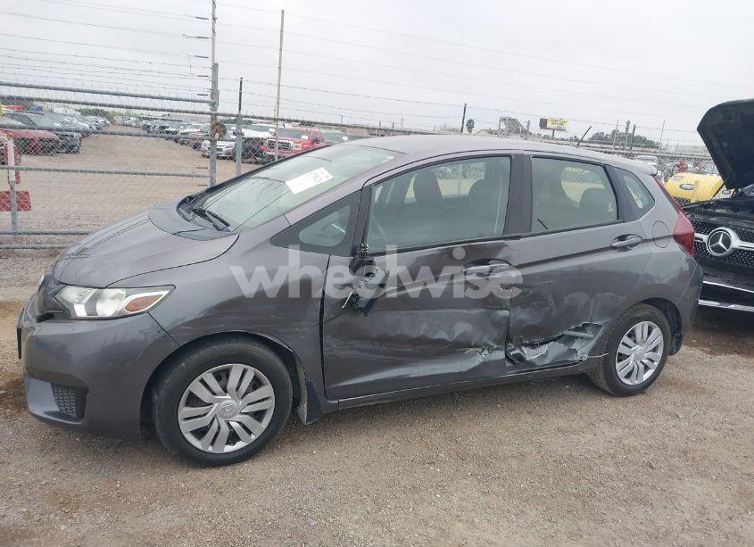 Photo 6 of 2017 Honda Fit LX (VIN JHMGK5H54HS019316)