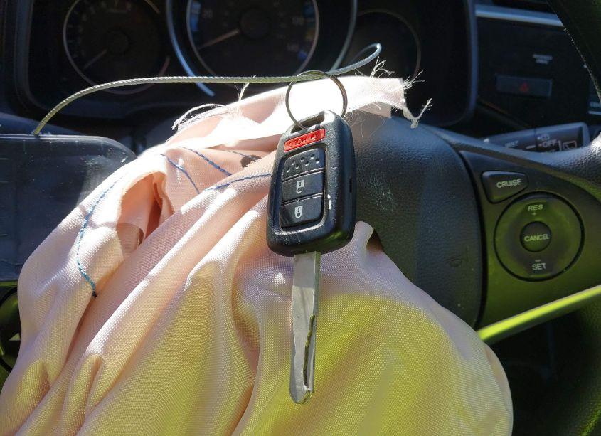 Photo 11 of 2017 Honda Fit LX (VIN JHMGK5H54HS020966)