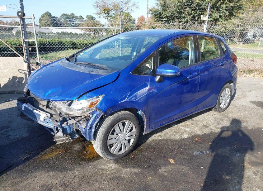 Photo 2 of 2017 Honda Fit LX (VIN JHMGK5H54HS020966)