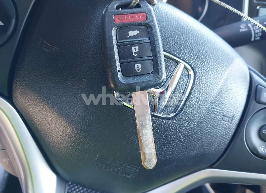 Photo 11 of 2016 Honda Fit LX (VIN JHMGK5H55GS000675)