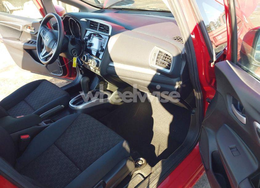 Photo 5 of 2016 Honda Fit LX (VIN JHMGK5H55GS000675)