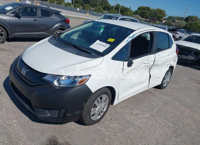 Photo 2 of 2016 Honda Fit LX (VIN JHMGK5H55GS005455)
