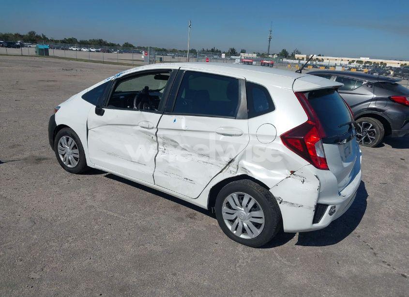 Photo 3 of 2016 Honda Fit LX (VIN JHMGK5H55GS005455)