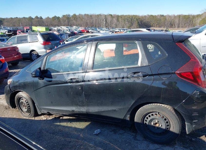 Photo 14 of 2016 Honda Fit LX (VIN JHMGK5H55GX002901)