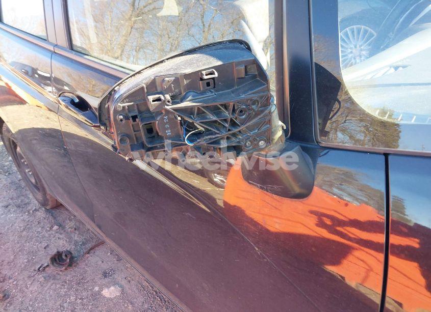 Photo 17 of 2016 Honda Fit LX (VIN JHMGK5H55GX002901)