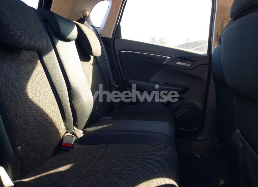 Photo 8 of 2016 Honda Fit LX (VIN JHMGK5H55GX002901)