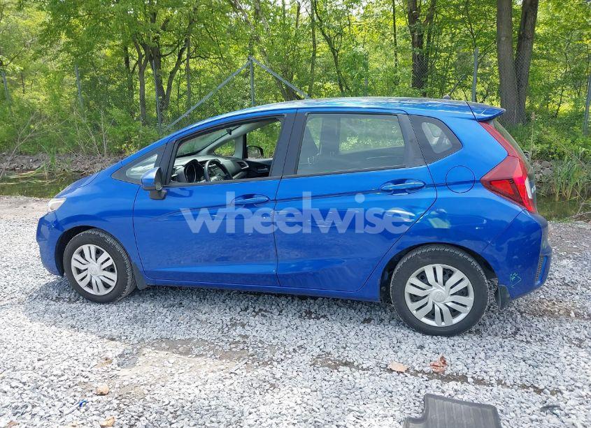 Photo 14 of 2016 Honda Fit LX (VIN JHMGK5H55GX027913)
