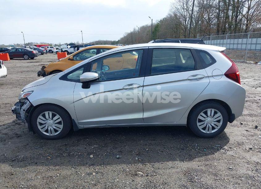 Photo 15 of 2016 Honda Fit LX (VIN JHMGK5H56GX006374)