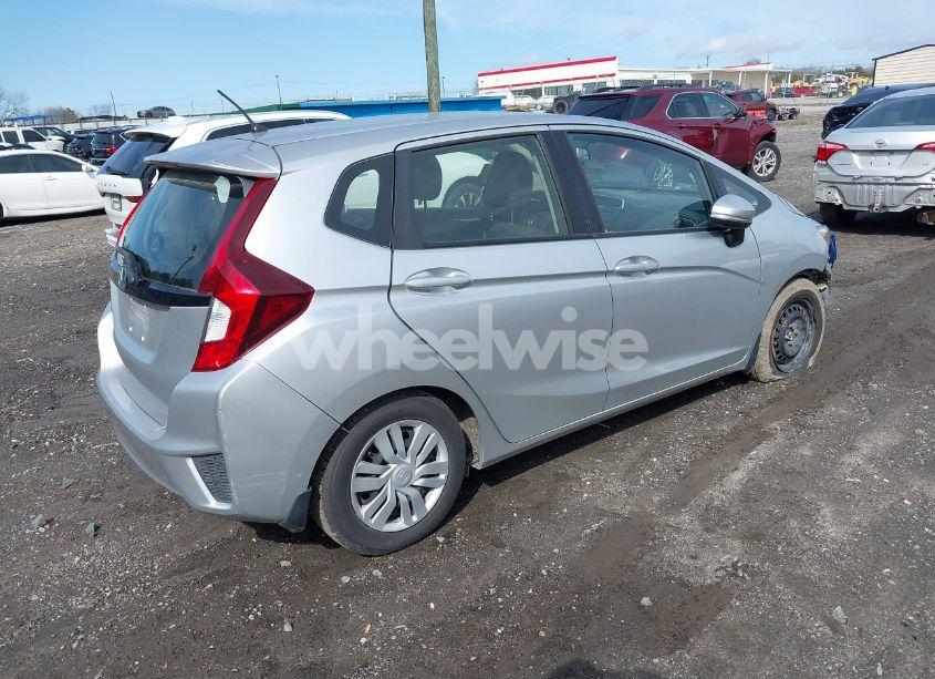 Photo 4 of 2016 Honda Fit LX (VIN JHMGK5H56GX006374)