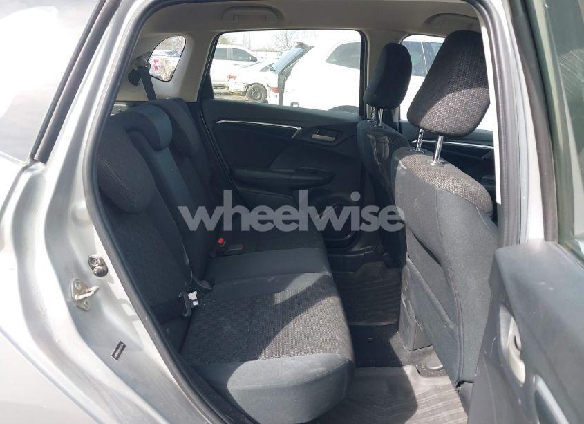 Photo 8 of 2016 Honda Fit LX (VIN JHMGK5H56GX006374)