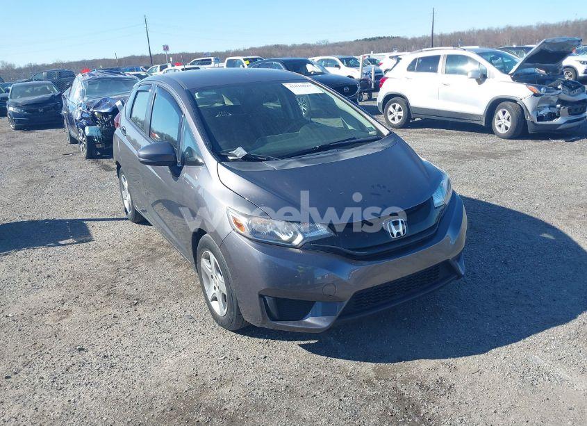 2017 Honda Fit LX (VIN JHMGK5H56HS005482) main photo