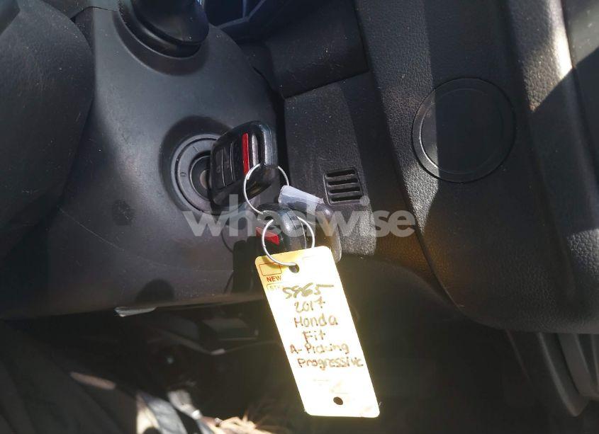 Photo 11 of 2017 Honda Fit LX (VIN JHMGK5H56HS005482)