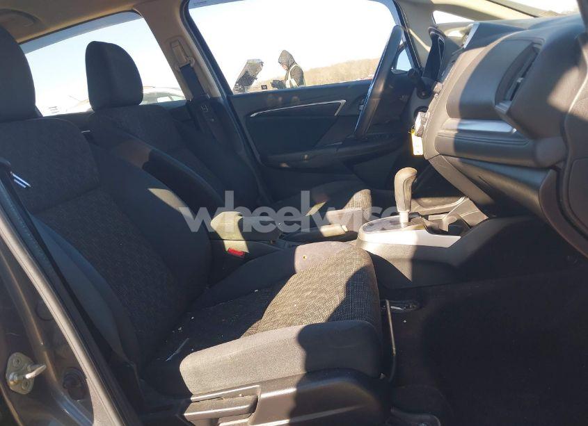 Photo 5 of 2017 Honda Fit LX (VIN JHMGK5H56HS005482)