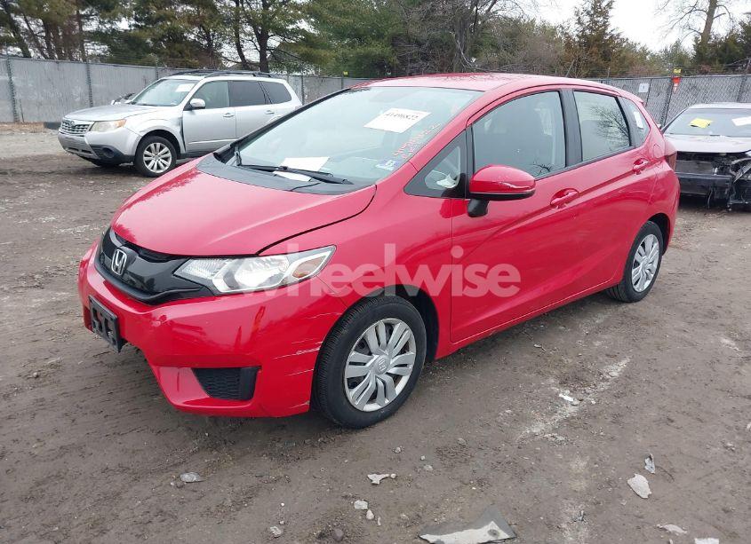 Photo 2 of 2017 Honda Fit LX (VIN JHMGK5H56HS006728)