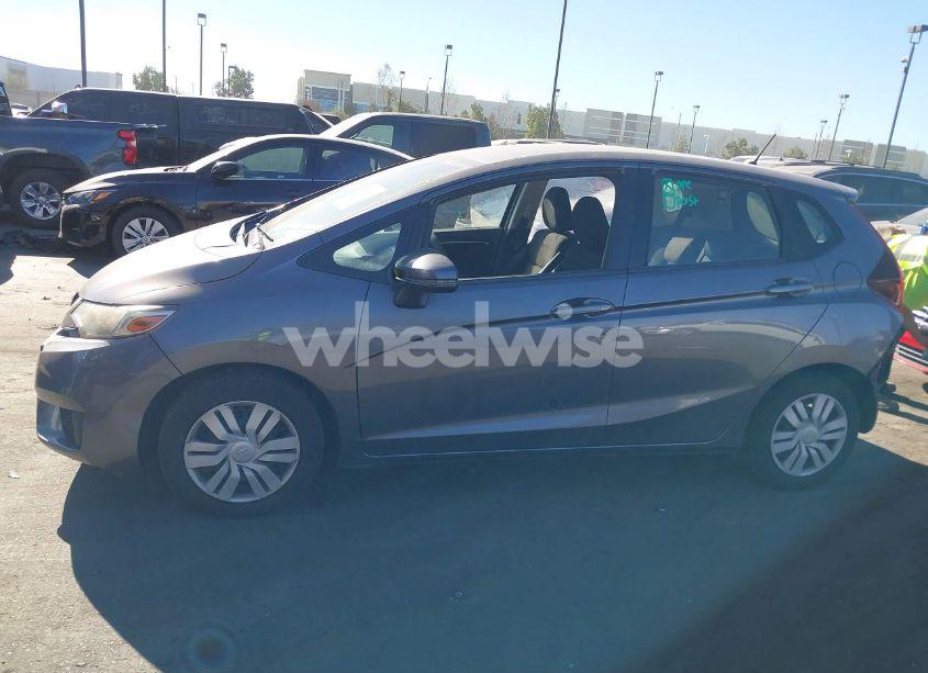 Photo 15 of 2016 Honda Fit LX (VIN JHMGK5H57GS007238)