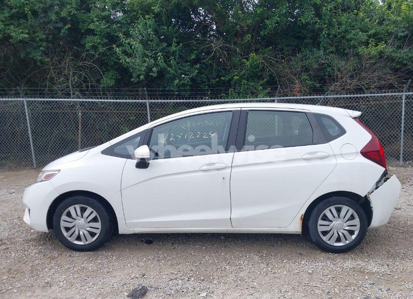 Photo 14 of 2016 Honda Fit LX (VIN JHMGK5H57GX001748)