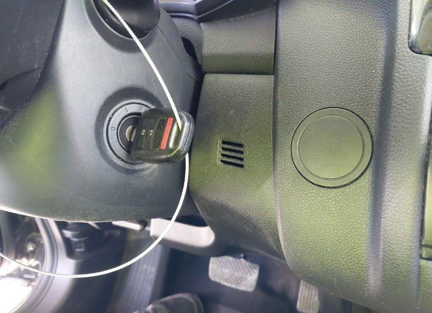 Photo 11 of 2016 Honda Fit LX (VIN JHMGK5H57GX005041)