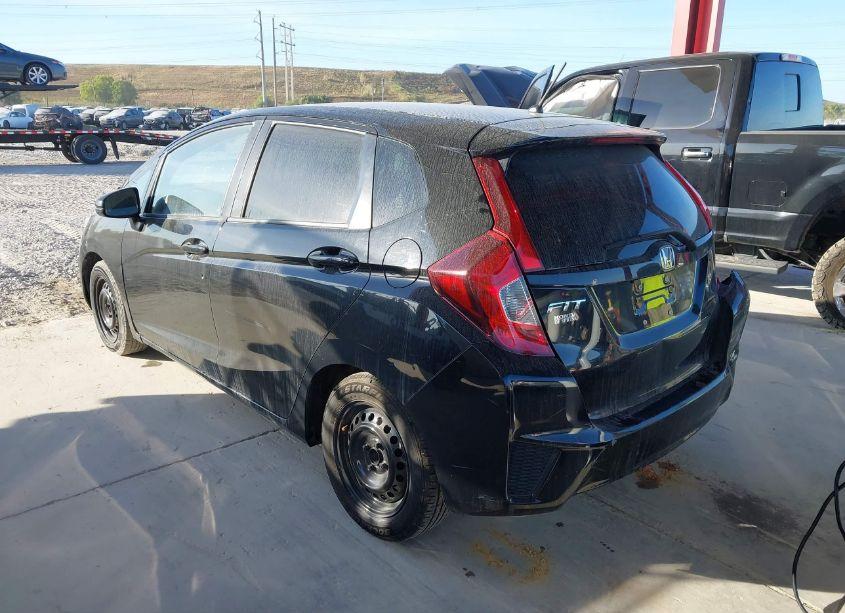 Photo 3 of 2016 Honda Fit LX (VIN JHMGK5H57GX005041)