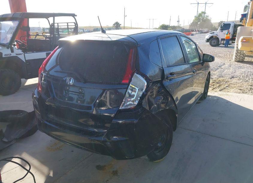 Photo 4 of 2016 Honda Fit LX (VIN JHMGK5H57GX005041)