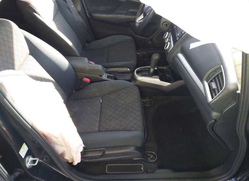 Photo 5 of 2016 Honda Fit LX (VIN JHMGK5H57GX005041)