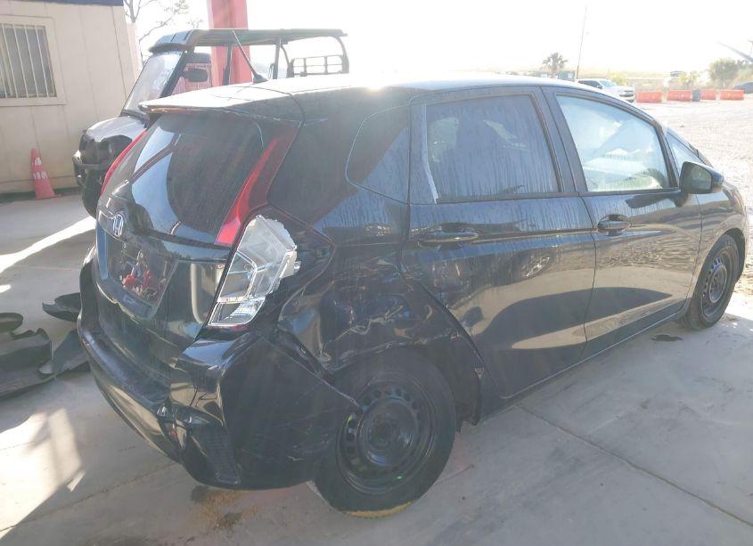 Photo 6 of 2016 Honda Fit LX (VIN JHMGK5H57GX005041)