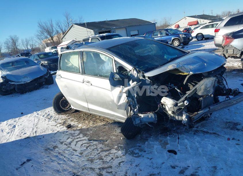 2016 Honda Fit LX (VIN JHMGK5H57GX037486) main photo