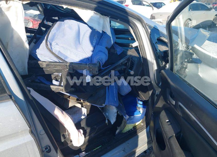 Photo 5 of 2016 Honda Fit LX (VIN JHMGK5H57GX037486)