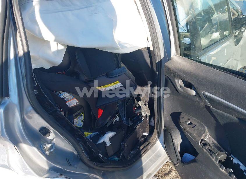 Photo 8 of 2016 Honda Fit LX (VIN JHMGK5H57GX037486)