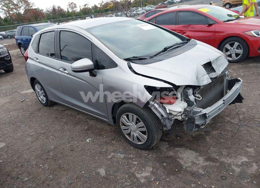 2017 Honda Fit LX (VIN JHMGK5H57HS002414) main photo