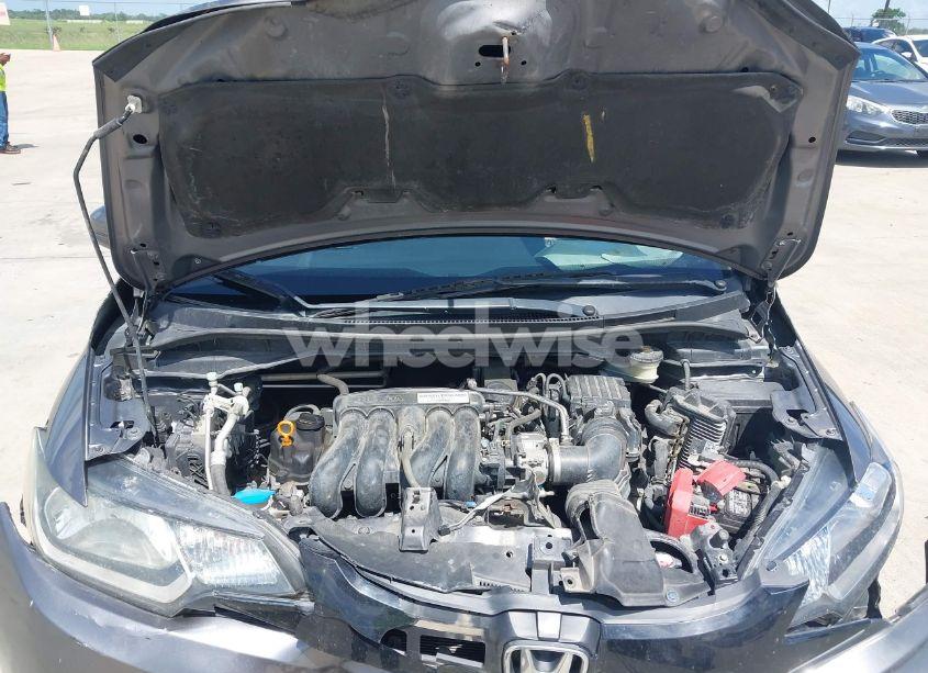 Photo 10 of 2017 Honda Fit LX (VIN JHMGK5H57HS015048)