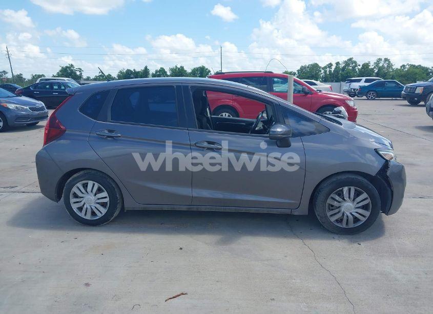 Photo 13 of 2017 Honda Fit LX (VIN JHMGK5H57HS015048)