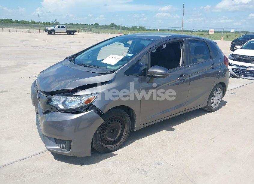 Photo 2 of 2017 Honda Fit LX (VIN JHMGK5H57HS015048)