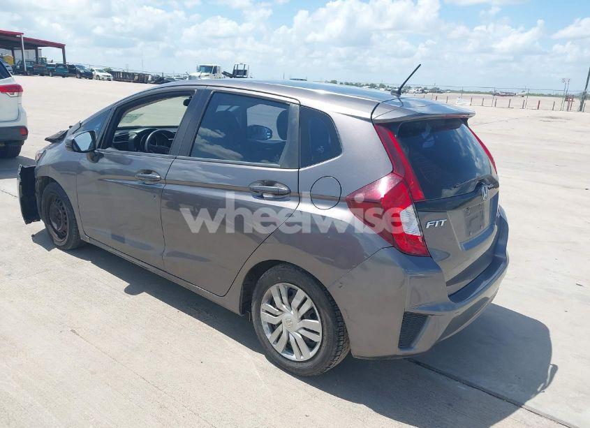 Photo 3 of 2017 Honda Fit LX (VIN JHMGK5H57HS015048)