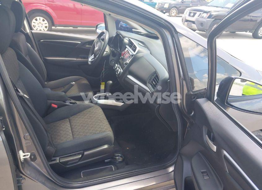 Photo 5 of 2017 Honda Fit LX (VIN JHMGK5H57HS015048)