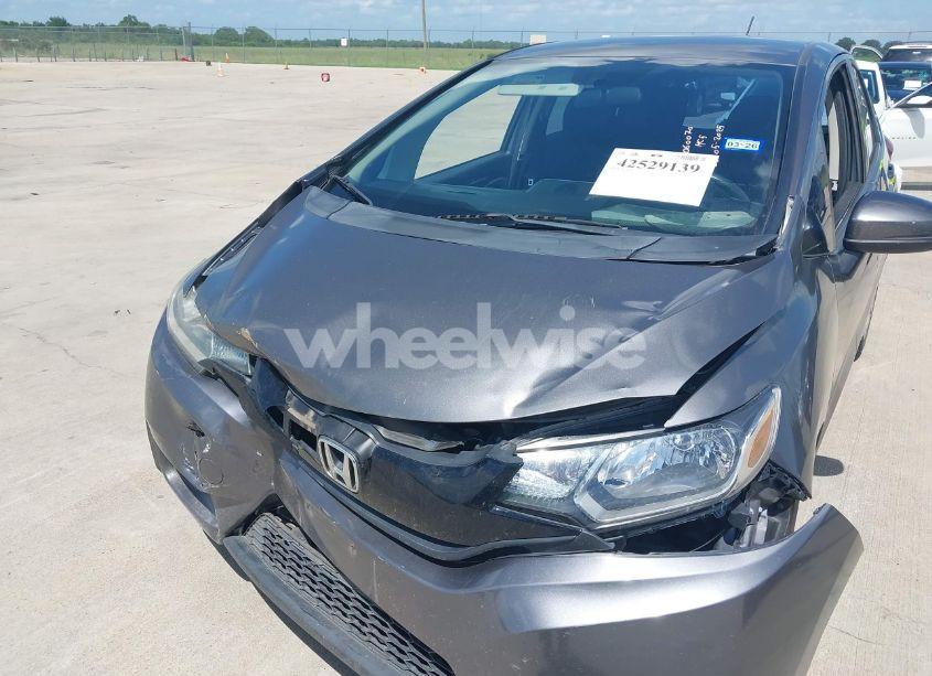 Photo 6 of 2017 Honda Fit LX (VIN JHMGK5H57HS015048)