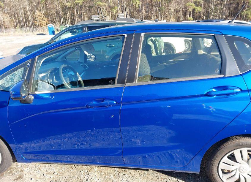 Photo 14 of 2016 Honda Fit LX (VIN JHMGK5H58GS005952)