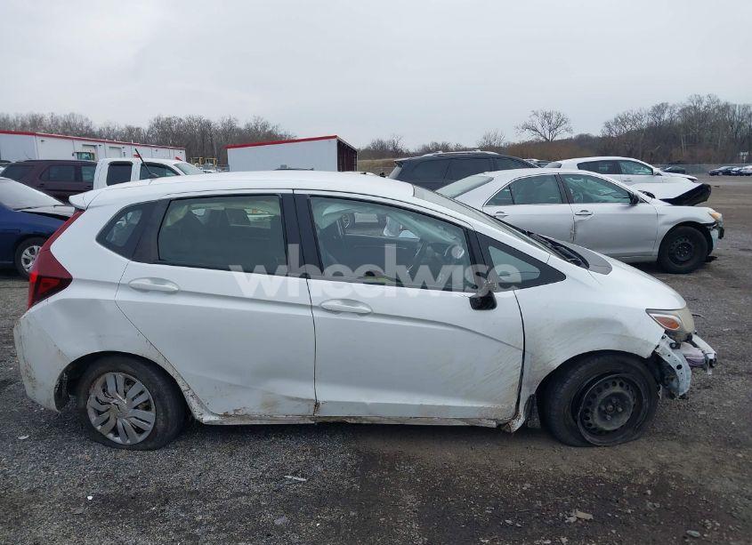 Photo 14 of 2016 Honda Fit LX (VIN JHMGK5H58GX012290)