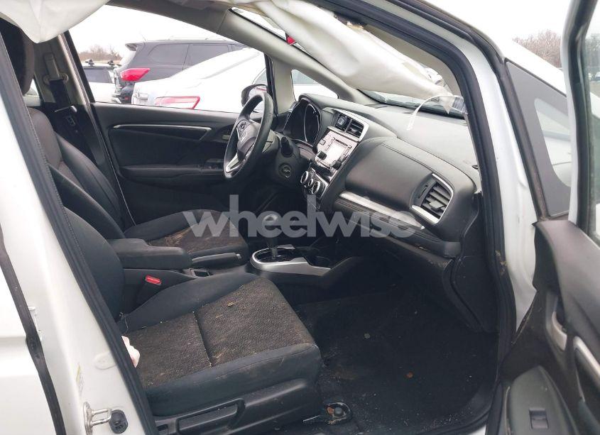 Photo 5 of 2016 Honda Fit LX (VIN JHMGK5H58GX012290)