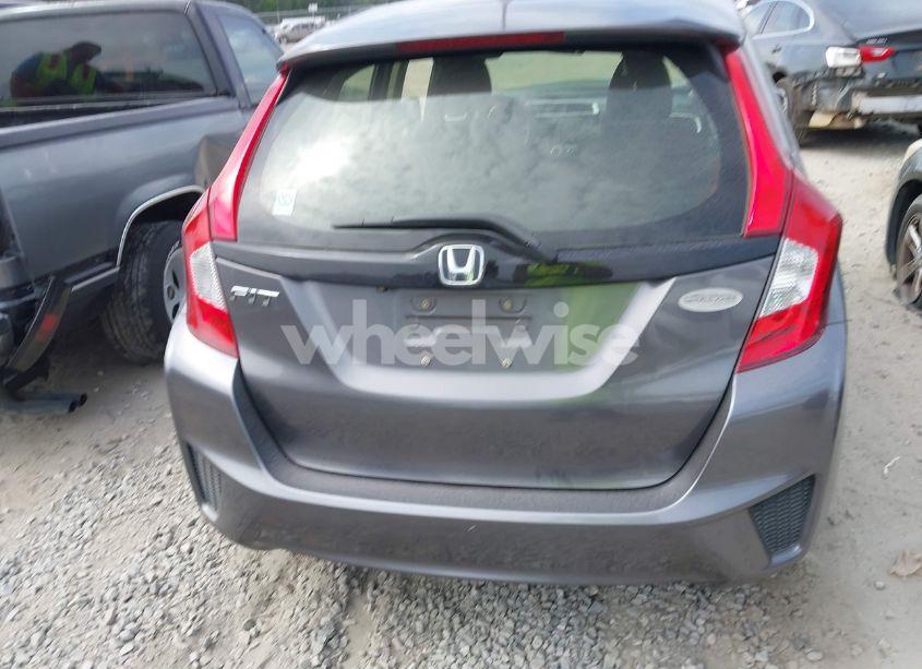 Photo 16 of 2016 Honda Fit LX (VIN JHMGK5H58GX034743)