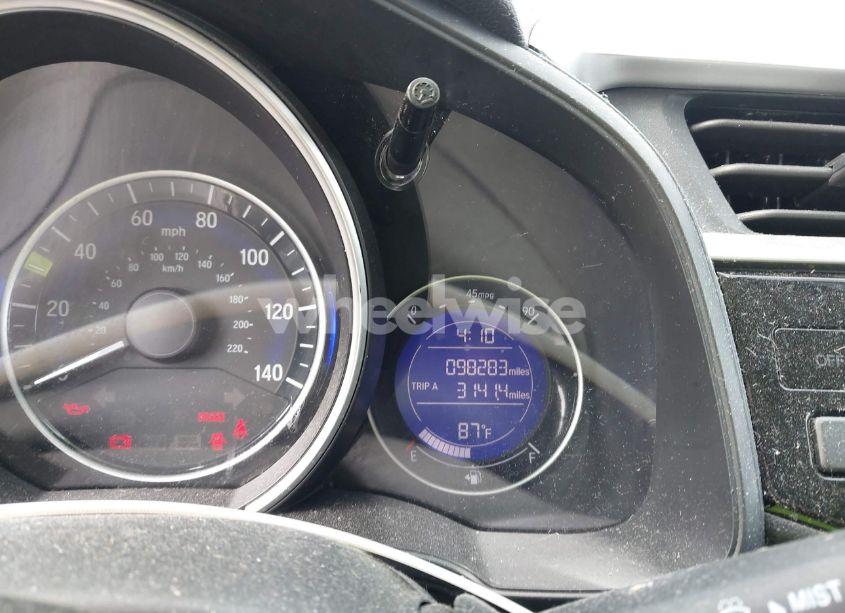 Photo 7 of 2016 Honda Fit LX (VIN JHMGK5H58GX034743)