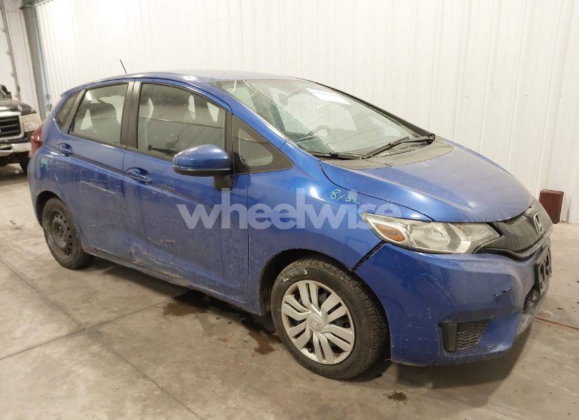 2016 Honda Fit LX (VIN JHMGK5H58GX045497) main photo