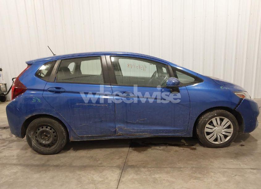 Photo 13 of 2016 Honda Fit LX (VIN JHMGK5H58GX045497)
