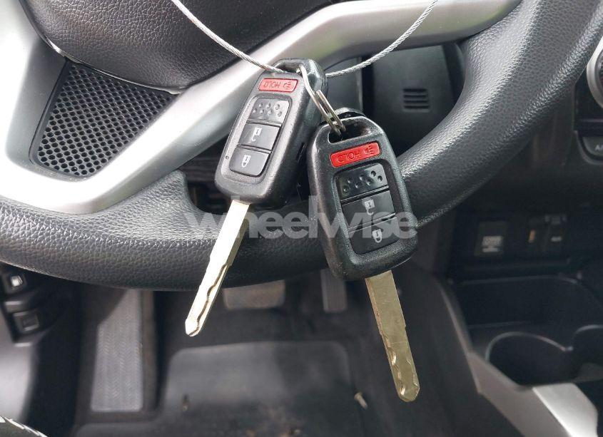 Photo 11 of 2017 Honda Fit LX (VIN JHMGK5H58HS014670)