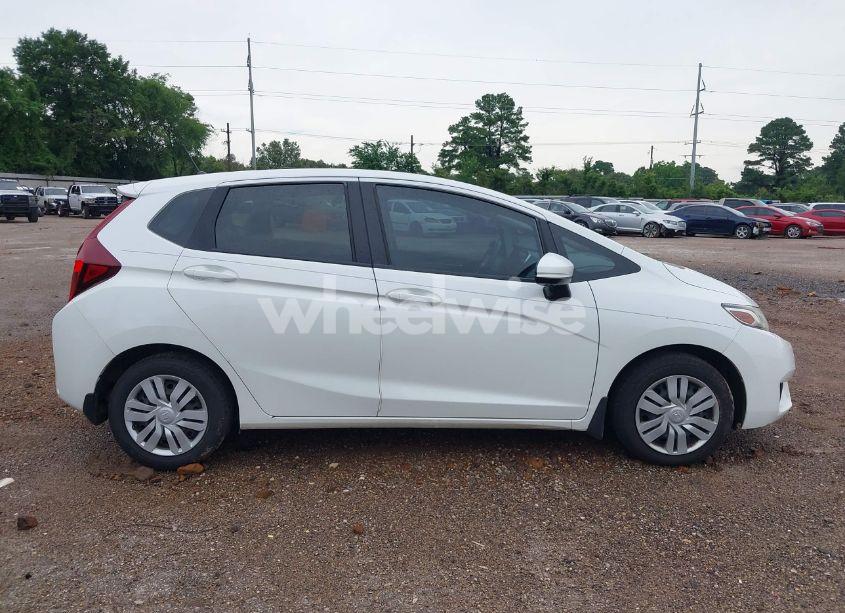 Photo 13 of 2017 Honda Fit LX (VIN JHMGK5H58HS014670)